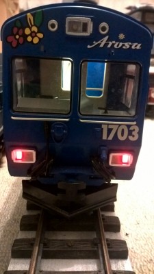 Pendelzug Steuerwagen hinten unterwegs.jpg